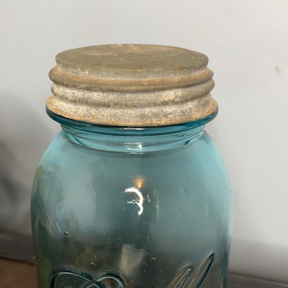 . Antique "Perfect Mason" Blue Sloop Shoulder Masons Ball Jar With Zinc Tin Lid - Picture 4 of 8